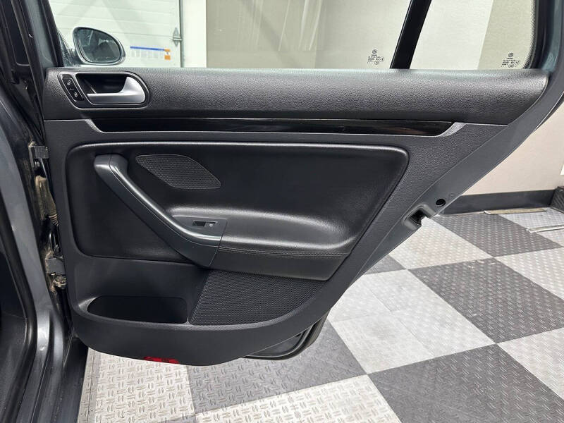 2014 Volkswagen Jetta SportWagen TDI