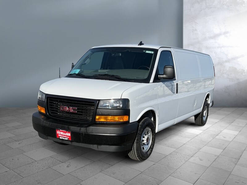 2023 GMC Savana 2500