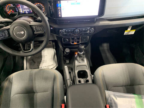 2026 Jeep Gladiator Sport S