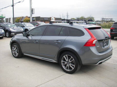 2018 Volvo V60 Cross Country T5 Premier