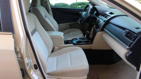 2012 Toyota Camry LE