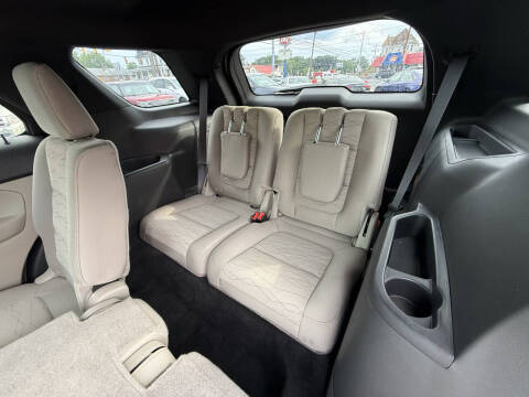 2015 Ford Explorer