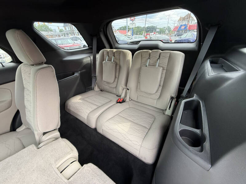 2015 Ford Explorer