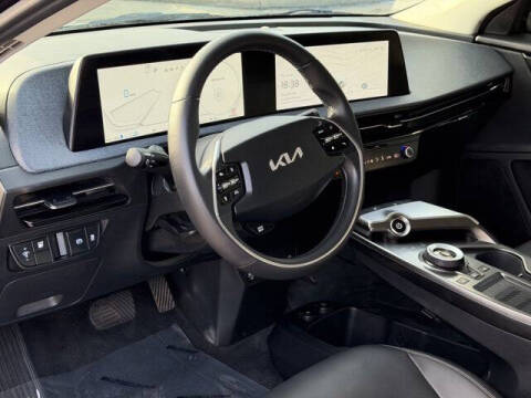2024 Kia EV6 Light