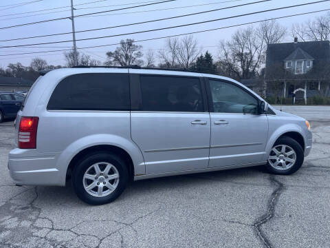 2010 Chrysler Town and Country Touring