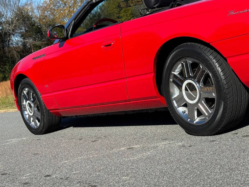 2004 Ford Thunderbird Deluxe