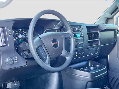 2024 GMC Savana 2500