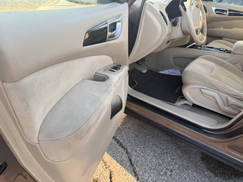 2013 Nissan Pathfinder S