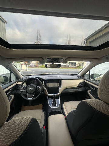 2022 Subaru Outback Premium