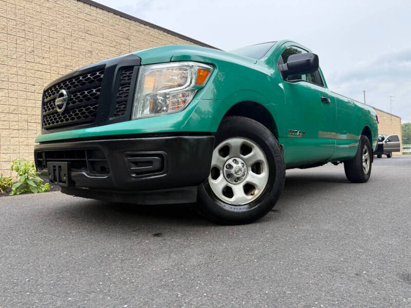 2017 Nissan Titan SV