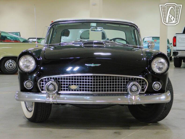 1956 Ford Thunderbird