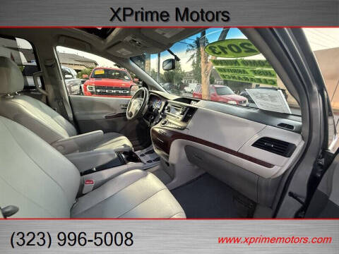 2013 Toyota Sienna XLE 8-Passenger