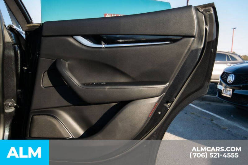 2023 Maserati Levante Modena