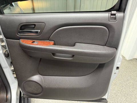 2013 Chevrolet Avalanche LTZ Black Diamond