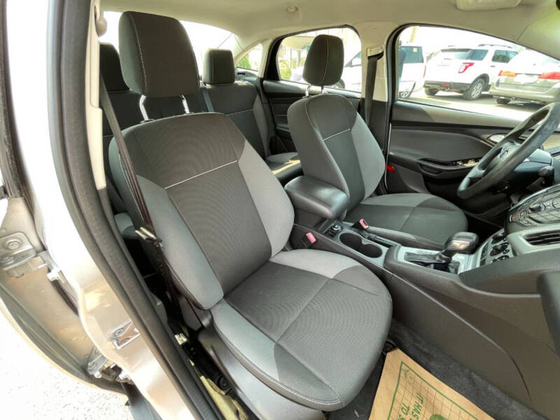 2012 Ford Focus SE