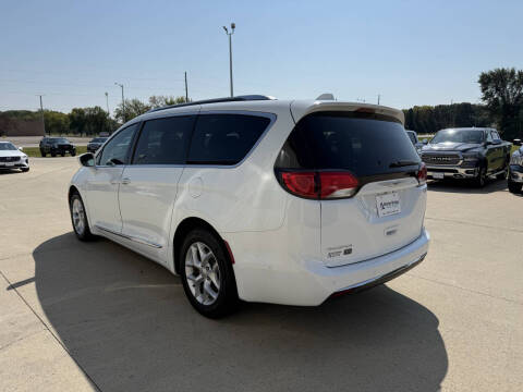 2019 Chrysler Pacifica Touring L Plus 35th Anniversary