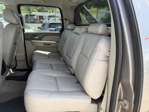 2012 Chevrolet Avalanche LT