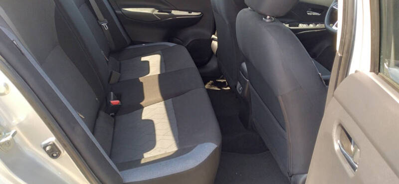 2023 Nissan Versa SV