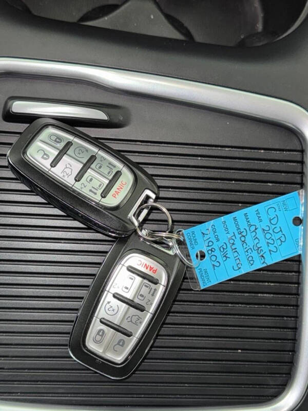 2022 Chrysler Pacifica Touring L