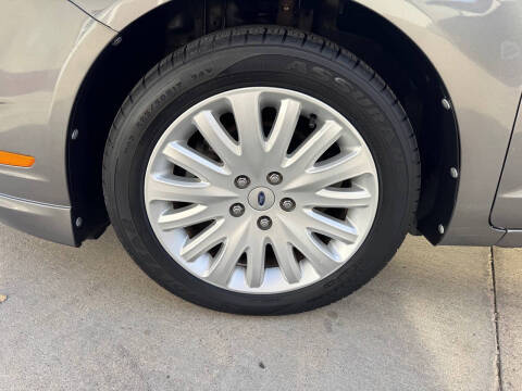 2010 Ford Fusion Hybrid