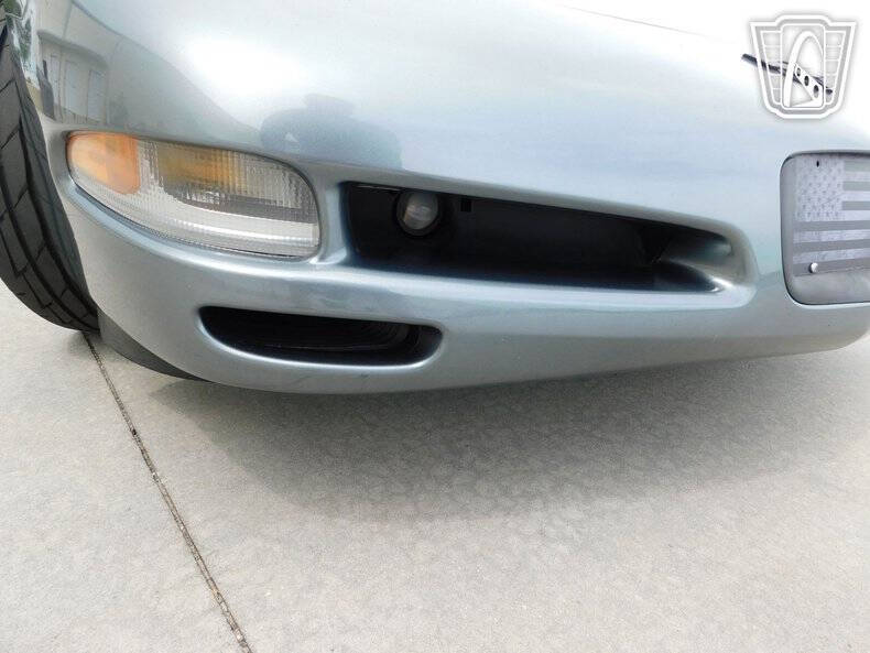 2004 Chevrolet Corvette