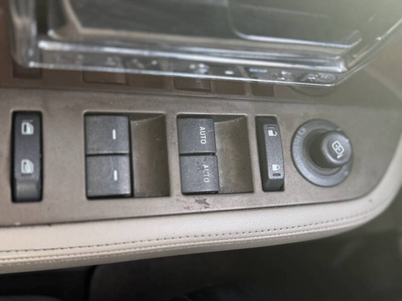 2014 Lincoln Navigator