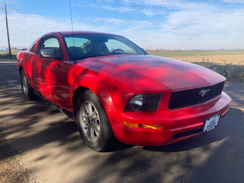 2007 Ford Mustang for sale at M AND S CAR SALES LLC in Independence OR