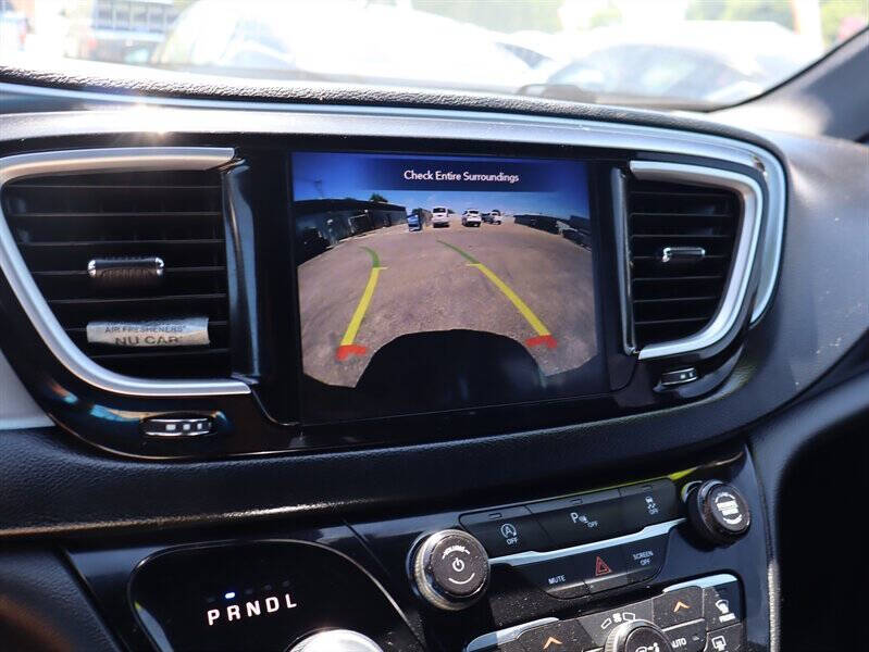 2020 Chrysler Pacifica Touring L Plus