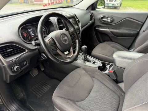 2019 Jeep Cherokee Latitude