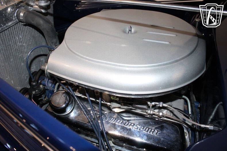 1937 Ford Phaeton