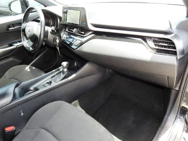 2018 Toyota C-HR  - $17,900