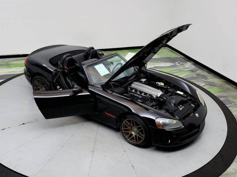 2005 Dodge Viper SRT-10