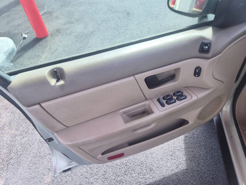 2007 Ford Taurus SE