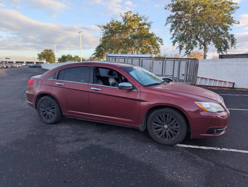2013 Chrysler 200 Limited