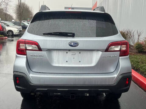 2019 Subaru Outback 2.5i
