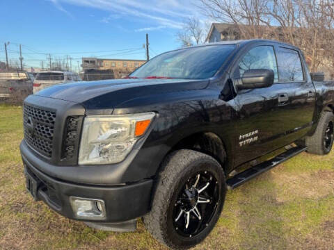 2017 Nissan Titan for sale at Allen Motor Co in Dallas TX