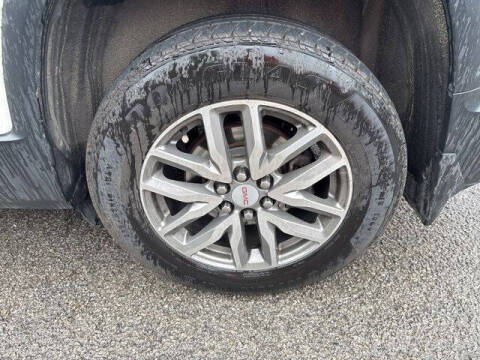 2017 GMC Acadia SLE-2