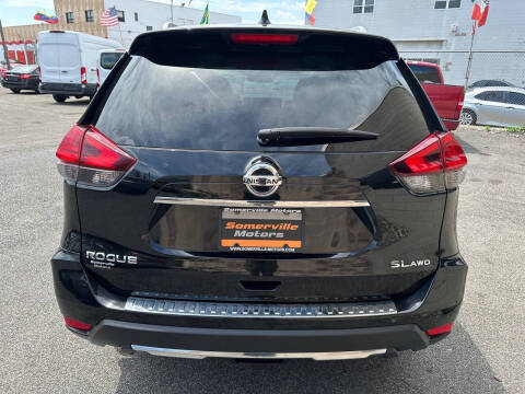 2017 Nissan Rogue SL