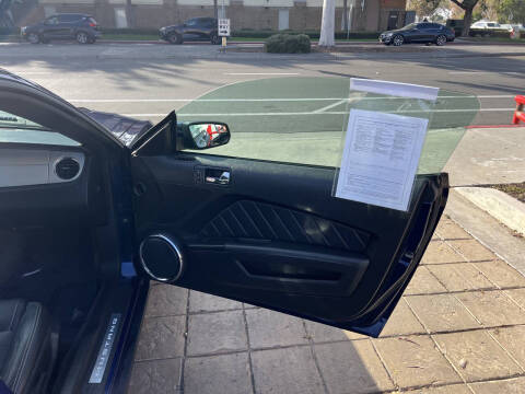 2012 Ford Mustang V6 Premium