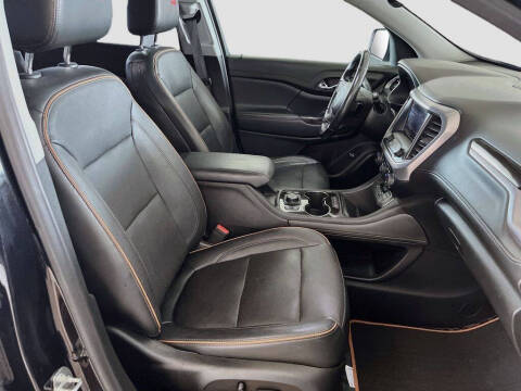 2020 GMC Acadia AT4