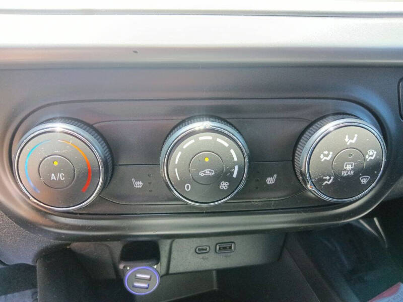 2024 Chevrolet Trax RS