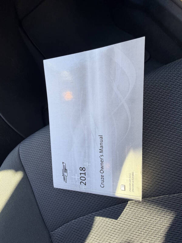 2018 Chevrolet Cruze LS Auto