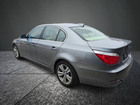 2009 BMW 5 Series 528i xDrive