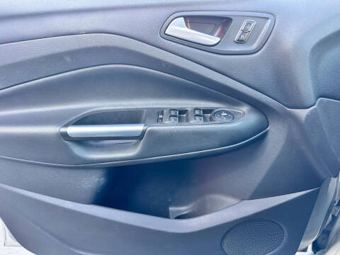 2015 Ford C-MAX Hybrid SEL