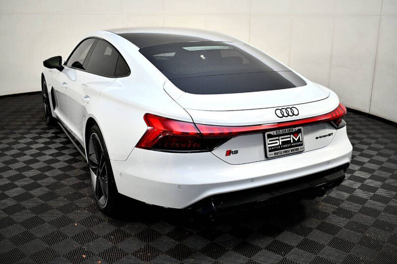 2022 Audi RS e-tron GT quattro