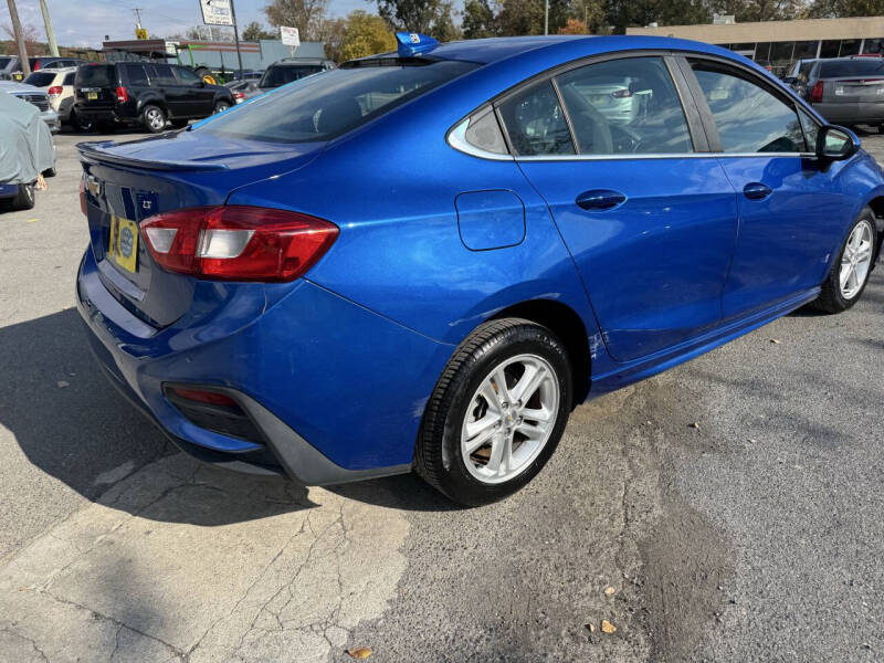 2018 Chevrolet Cruze LT Auto
