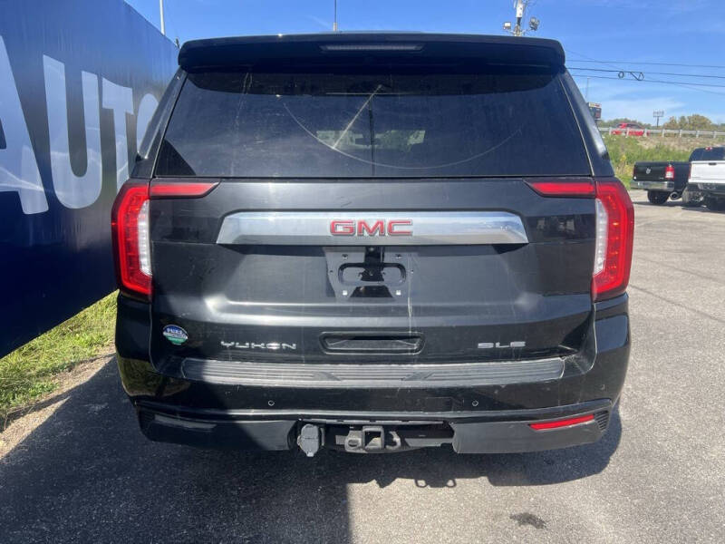 2022 GMC Yukon XL SLE