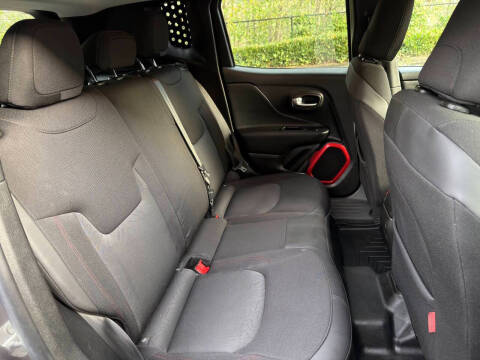 2017 Jeep Renegade Trailhawk