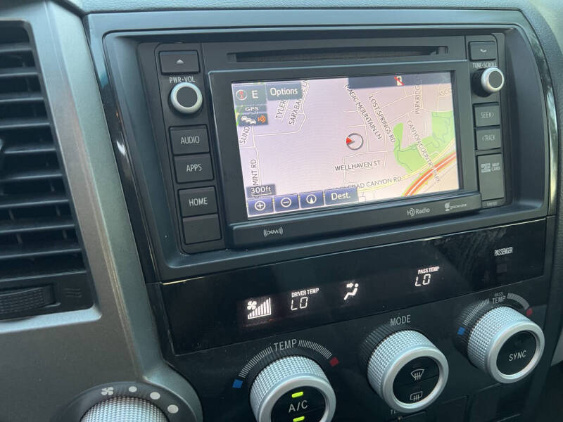 2017 Toyota Sequoia SR5