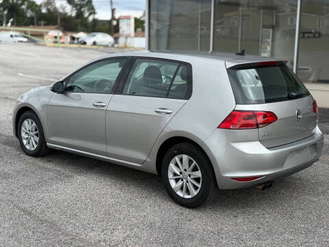 2017 Volkswagen Golf TSI S